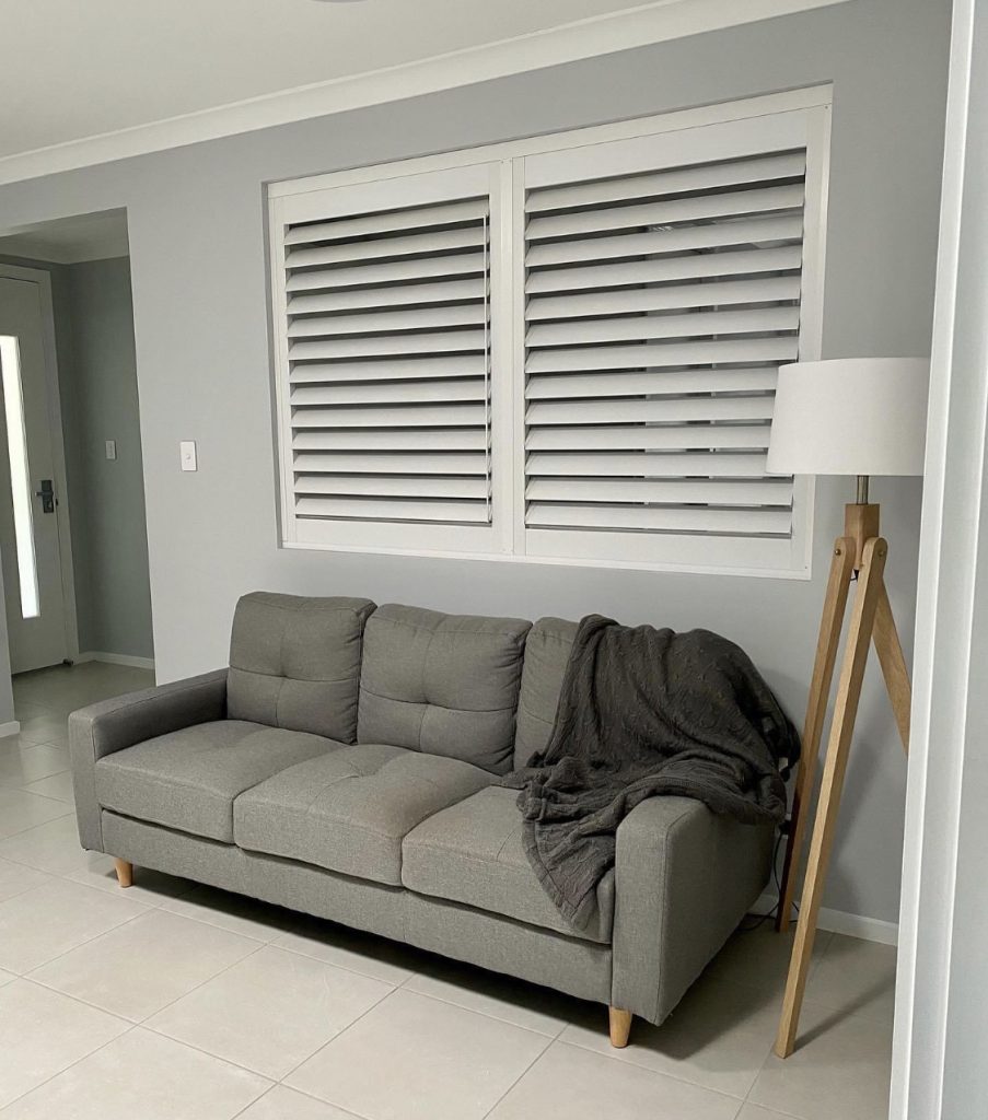 shutters-modern-lounge
