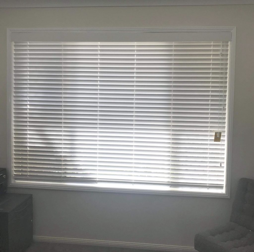 venetian-blinds